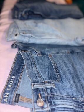 American Eagle Outfitters Women's Blue Denim Jeans - Medium Wash